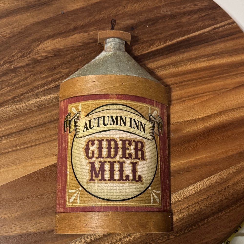 Autumn Inn Cider Mill Wall Decor